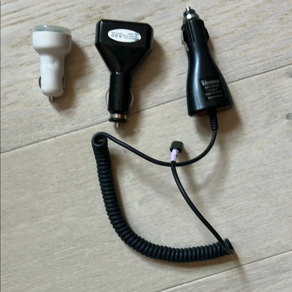 Car Charger Adapter Set - Black and White